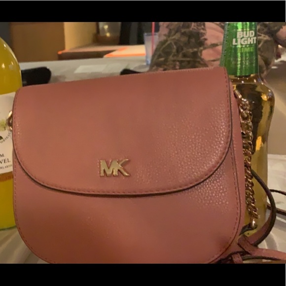 Michael Kors Handbags - Mk purse.